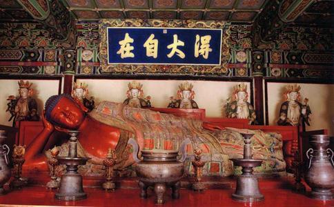 北京郊区最大的寺院是（北京近郊寺庙）